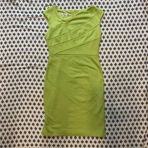 London Times Lime Green Dress 4 bidirectional seams on front